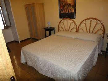 Touring Hotel Rome